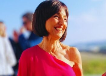 «Grazie, super maestra Antonella: con amore hai insegnato l’importanza di dialogo e comprensione»