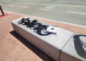 Via Verde, continuano i raid nella vecchia stazione: panchine imbrattate con lo spray