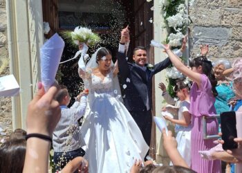 «Petra e Gabriele, che il vostro viaggio sia sempre illuminato dall’amore»