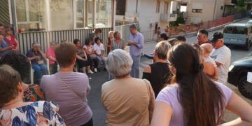 Dopo 38 anni insieme chiude lo storico Market “Tilli” di Lentella, il commosso saluto con la comunità