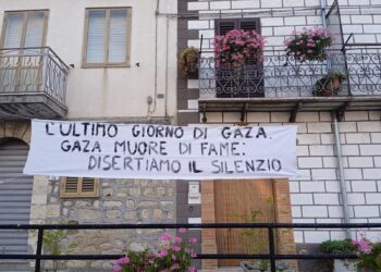“Ultimo giorno di Gaza”, in Alto Vastese clacson e campane «per spezzare il silenzio»