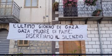“Ultimo giorno di Gaza”, in Alto Vastese clacson e campane «per spezzare il silenzio»
