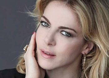 “Unplugged d’Autore”, a San Salvo Marina lo spettacolo con Claudia Gerini