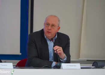 «Se il costo dell’energia non scende, decisioni toste», Imparato evoca chiusura ex Sevel. Fiom: «Inaccettabile»