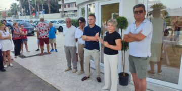 L’arte per inaugurare la rotonda: la mostra di pittura apre i nuovi locali