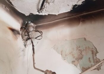 «Le fiamme si stavano avvicinando alla caldaia, i pompieri volontari hanno salvato la mia casa»