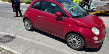 Scontro auto-moto sulla circonvallazione Istoniense, 43enne ferita trasferita in eliambulanza