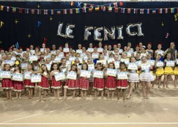 L’Asd “Gymnica Le Fenici” ha salutato l’anno sportivo con lo spettacolo “Sulle note del mondo”