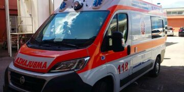 Ambulanze senza medico, i sindaci convocano conferenza, la Asl rassicura tutti due ore prima