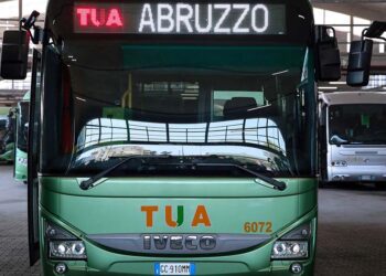 Trasporti, la giunta regionale introduce biglietto valido tre giorni e pagamenti contatless