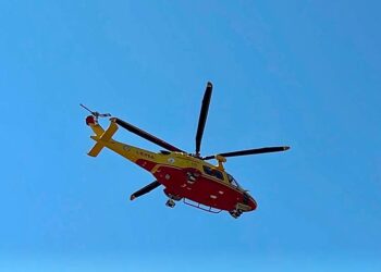 Si accascia a terra mentre passeggia a riva: 82enne muore a Torino di Sangro