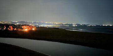 San Salvo Marina, falò in spiaggia e fuochi d’artificio per iniziare Ferragosto