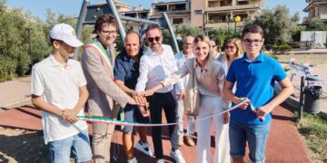 Giochi inclusivi in tre aree verdi: «Ogni bambino ha diritto di crescere senza barriere»