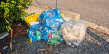 Via Spalato, «Qui, quasi ogni mattina abbandono di immondizia non differenziata»