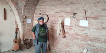 A Pollutri l’esposizione degli strumenti musicali, l’iniziativa di Niko Mucci