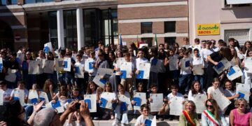 Merito scolastico, a San Salvo premiati in piazza 103 studenti