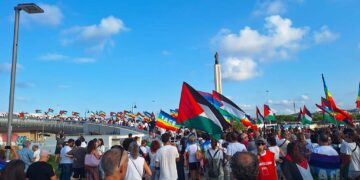 “Fermiamo la barbarie”, mobilitazione in Abruzzo per la Palestina: «Chiediamo cessate il fuoco»