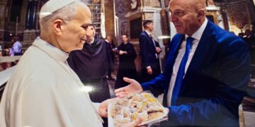 Furci dona i “celli ripieni” al Papa e lo aspetta in paese: «La visita è solo rimandata»