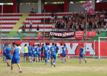 Pro Vasto: contestazione durissima già a settembre. Ora due settimane di fuoco. Mancano ds e dg