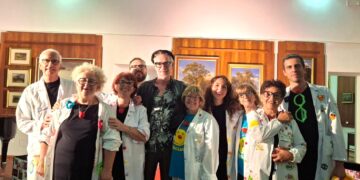 Solidarietà creativa ed emozionale: applausi per lo spettacolo sul volontariato