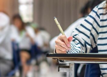 Lotta alla dispersione scolastica, 12 progetti finanziati: 791mila euro a testa