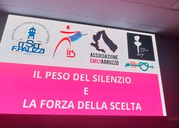 “Il peso del silenzio e il coraggio della scelta”: studenti e istituzioni insieme contro il bullismo