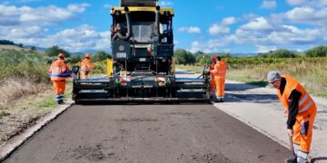 Fondovalle Sinello, il nuovo asfalto dopo 43 anni: «Ultimo rifacimento totale nel 1982»