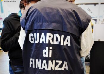 La guardia di finanza di Chieti scopre 10 lavoratori in nero in 5 attività