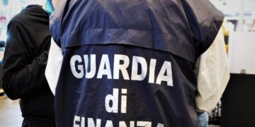 La guardia di finanza di Chieti scopre 10 lavoratori in nero in 5 attività