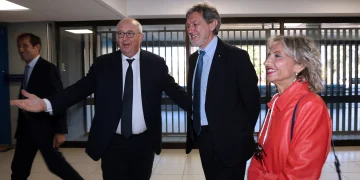 Stellantis, Regione Abruzzo: «Ricerca e sviluppo dei furgoni si facciano ad Atessa e non a Torino»