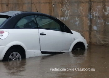 Maltempo a Casalbordino, auto impantanate, lidi danneggiati e case allagate