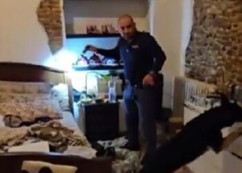 Accoltellarono un 20enne per un debito di droga, scoperto giro di spaccio: 4 arresti, 11 indagati