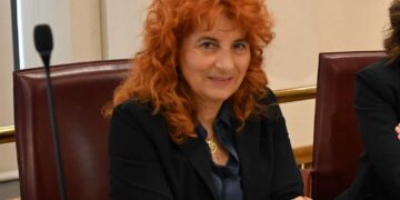 Farmaci oncologici, l’appello: «Non sia terreno di scontro politico»