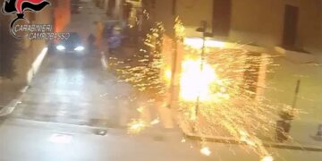 Assalti ai bancomat: arrestate quattro persone, tre denunciati. La base nel Foggiano