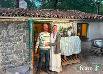 «Nella natura per liberarci dalla tossicità, non siamo isolati», vasta eco per la storia di Nathan e Catherine