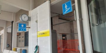 Pochi parcheggi nelle stazioni di Vasto: pendolare protesta, Menna gira la lettera alle Fs