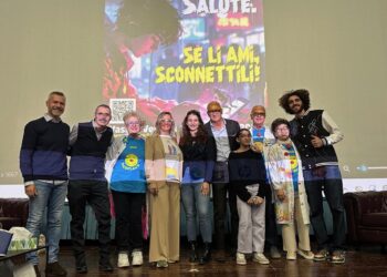 “Sconnessi in salute”, per gli studenti i rimedi contro la dipendenza da dispositivi elettronici