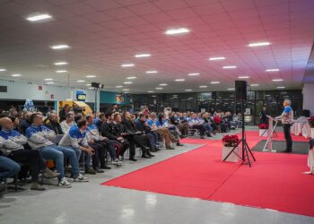 Pilkington, il 2026 porterà il nuovo forno float. “Lavoro è vita”, i dipendenti raccolgono 30mila euro