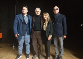 Successo a San Salvo per lo spettacolo con Giulio Scarpati, “Francesco, fratello di ogni creatura”