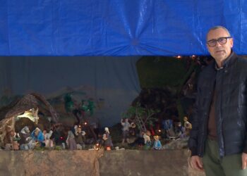 Un mondo in miniatura da scoprire: le statuine prendono vita nel presepe meccanizzato