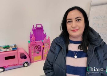 Casa nel bosco, maestra di Palmoli: «Disponibile a seguire l’istruzione dei bambini»