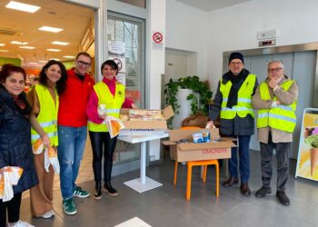 Grande partecipazione, “Aggiungi un posto a tavola” prosegue anche nel pomeriggio