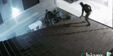 Ancora un furto a San Salvo: i ladri si arrampicano e passano dal tetto del vicino
