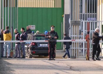 Rivolta in carcere, rinforzi per sedare la protesta. Ieri aggredito agente