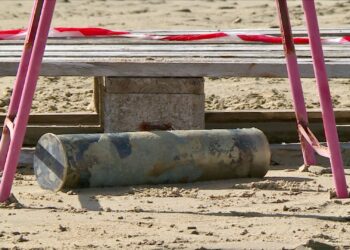 Presunto ordigno bellico in spiaggia a Vasto Marina: area e specchio acqueo interdetti