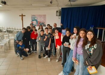 Daniele Nicastro incontra gli alunni della “Paolucci”: «la magia del racconto si fa scuola»