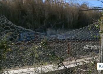 L’ipotesi-sabotaggio dietro i disagi sulla linea Adriatica: cavi tagliati a Casalbordino