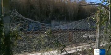 L’ipotesi-sabotaggio dietro i disagi sulla linea Adriatica: cavi tagliati a Casalbordino