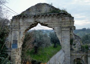 Vasto, l’arco di San Biagio è la porta di un pezzo di storia: qui c’era l’antica Castiglione