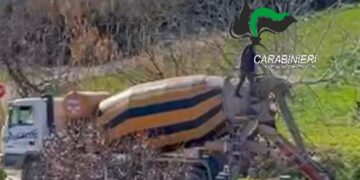 Reflui scaricati da una betoniera, denunciati imprenditore e autista del mezzo